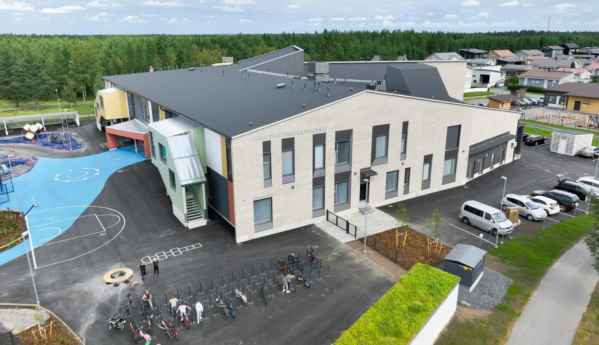 Koulut, päiväkodit ja palvelukodit